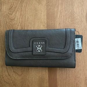 Guess Wallet